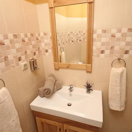 Penzion Kallai A Vinaren 2* Filakovo