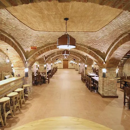 Pensionat Kallai A Vinaren Filakovo