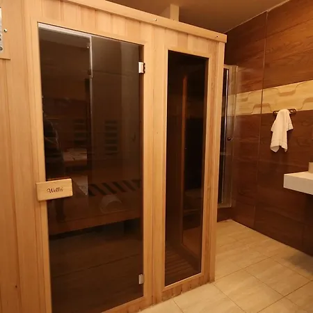 Pensionat Kallai A Vinaren Filakovo